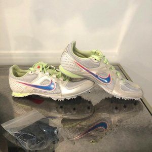 Nike Womens Rival MD -never worn!